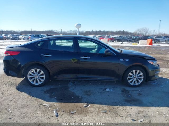 5XXGT4L38JG268362 KIA Optima Lx