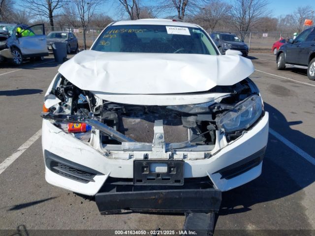 2HGFC2F51JH558003 Honda Civic Lx