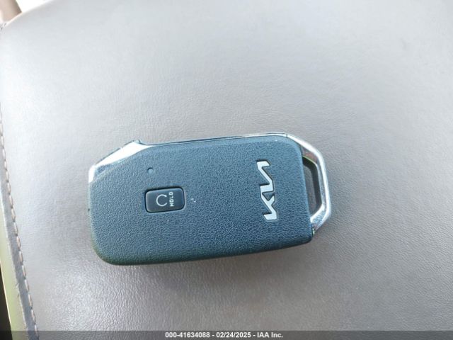 5XYP5DHC0NG275634 KIA Telluride Sx