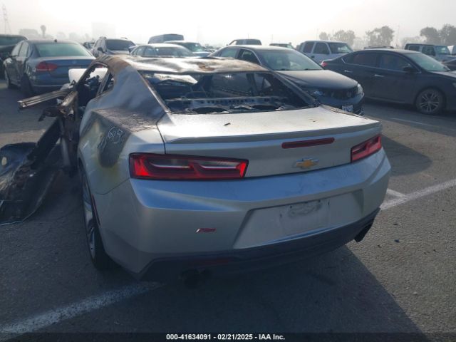 2018 CHEVROLET CAMARO 1G1FB1RS7J0127238 Photo 2