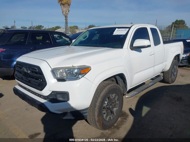 5TFRX5GN9JX106232 Toyota Tacoma Sr