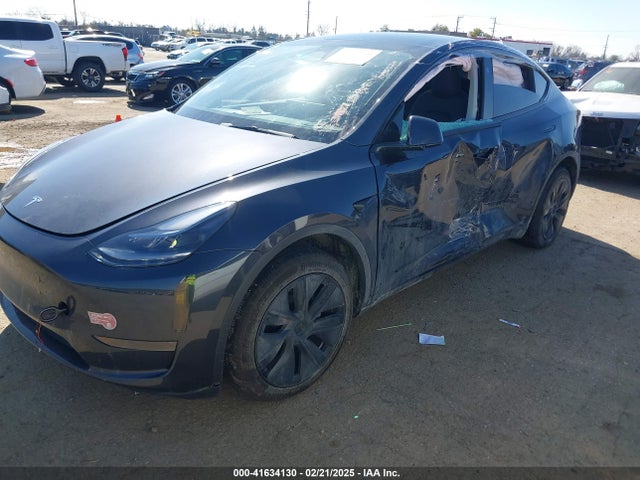 7SAYGDED8RF213796 Tesla Model Y Long Range Dual Motor All-wheel Drive/rwd