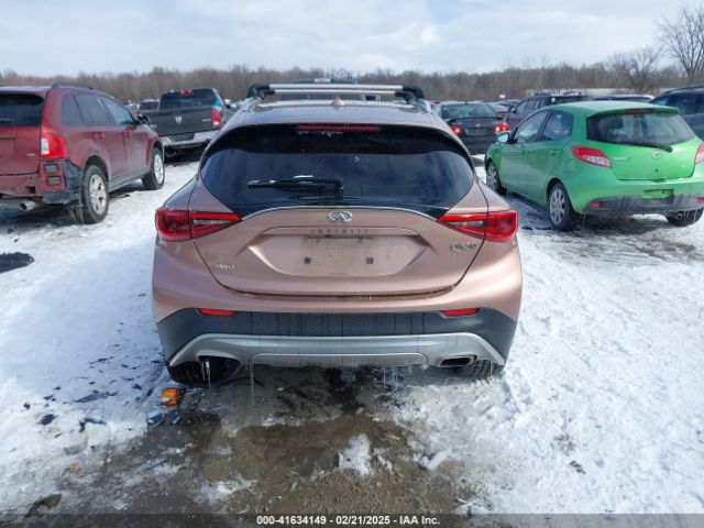 SJKCH5CRXJA050331 Infiniti Qx30 Luxury