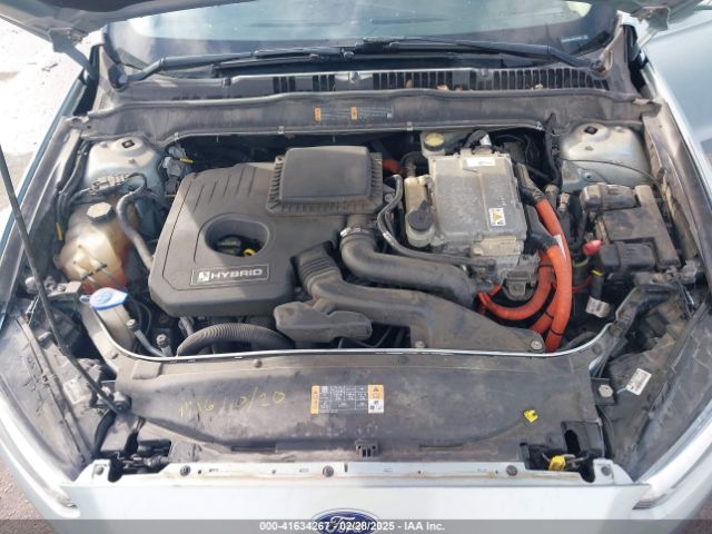 3FA6P0LU3ER128086 Ford Fusion Hybrid Se