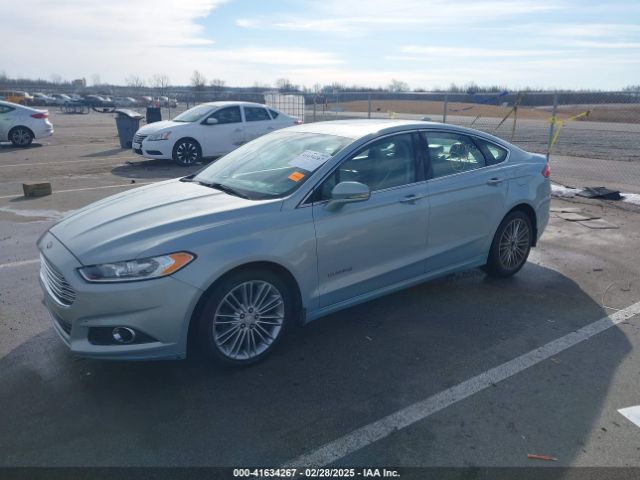 3FA6P0LU3ER128086 Ford Fusion Hybrid Se