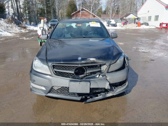 WDDGF8AB9EA910300 Mercedes-Benz C 300 Luxury 4matic/sport 4matic