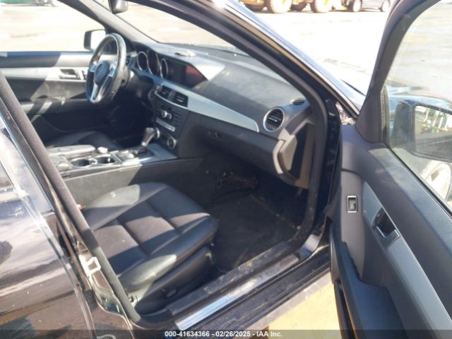 WDDGF8AB9EA910300 Mercedes-Benz C 300 Luxury 4matic/sport 4matic