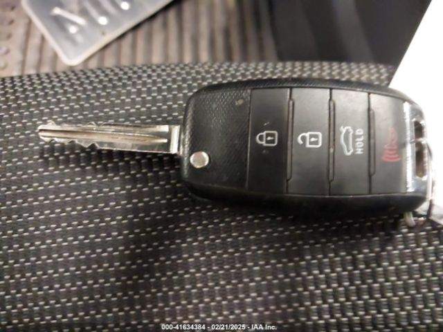 3KPFK4A70HE076442 KIA FORTE LX