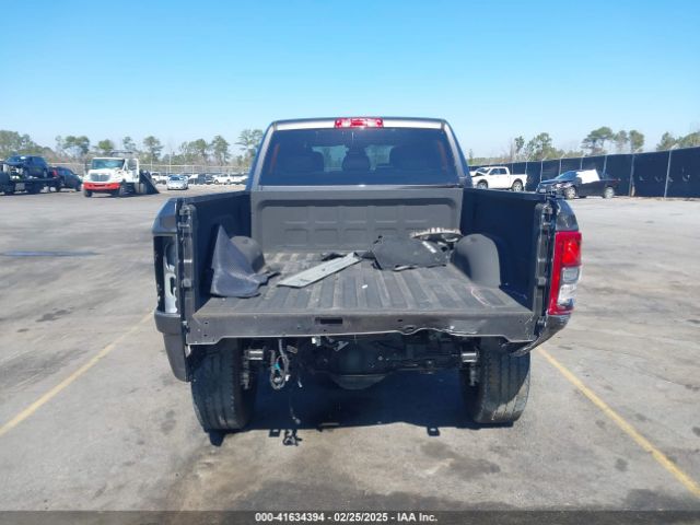 3C6UR5ML7NG289963 RAM 2500 Big Horn  4x4 6'4' Box