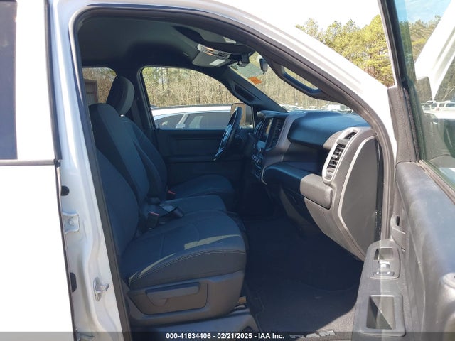 3C6UR5CJ9MG656862 RAM 2500 Tradesman  4x4 6'4 Box