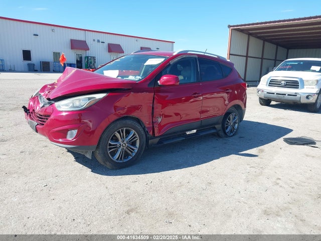 KM8JUCAG0EU808625 Hyundai TUCSON SE