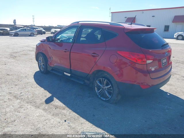 KM8JUCAG0EU808625 Hyundai TUCSON SE