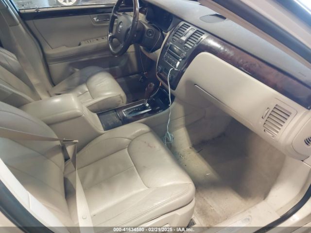 2010 CADILLAC DTS 1G6KD5EY9AU114214 Photo 4