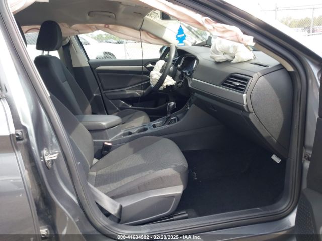 3VWC57BU6KM179682 Volkswagen Jetta 1.4t R-line/1.4t S/1.4t Se