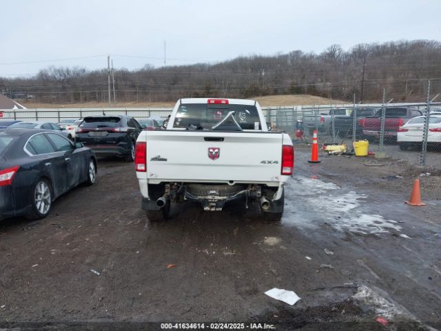 1C6RR7GT2HS721143 RAM 2017