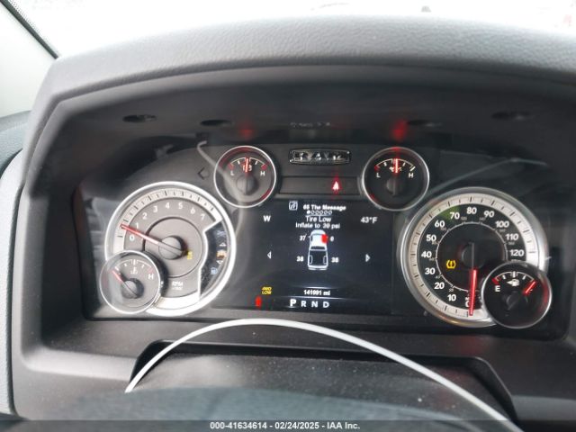 1C6RR7GT2HS721143 RAM 2017