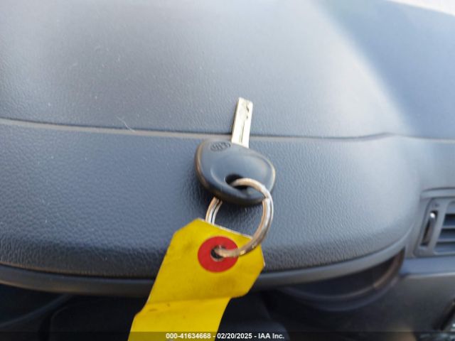KNADM4A33F6427231 KIA RIO LX