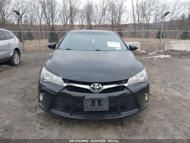4T1BF1FK4HU720939 Toyota CAMRY SE