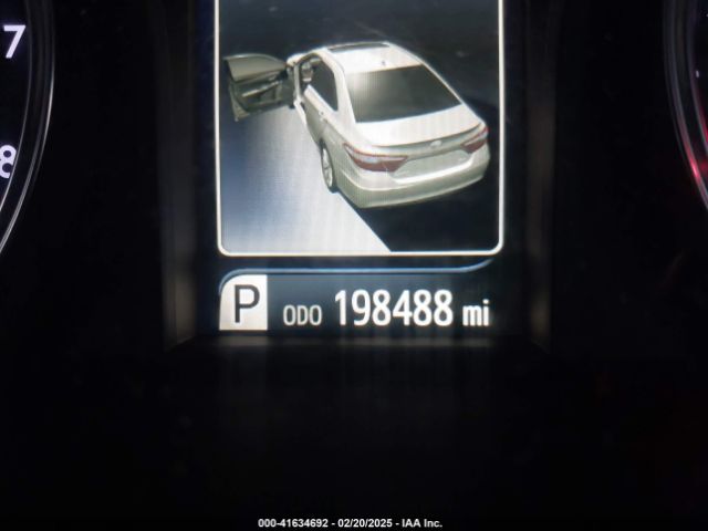 4T1BF1FK4HU720939 Toyota CAMRY SE