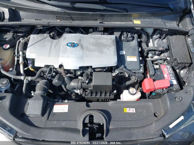Toyota Prius Two 2018 JTDKBRFU7J3592787 Image 10