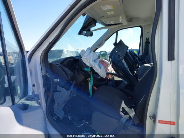 1FDBF8ZM1KKB46972 Ford Transit-350 Cab