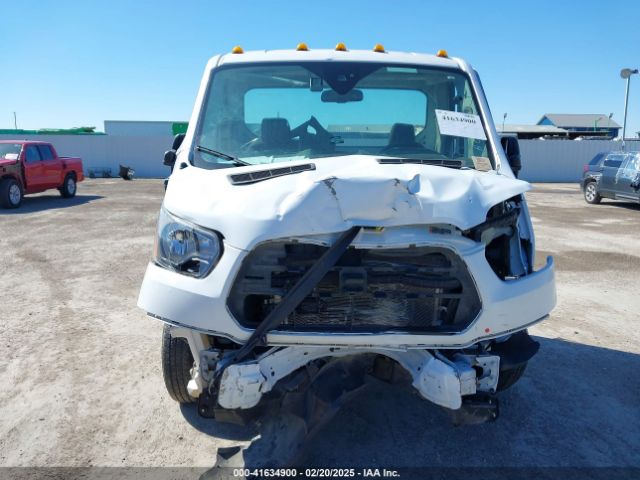 1FDBF8ZM1KKB46972 Ford Transit-350 Cab