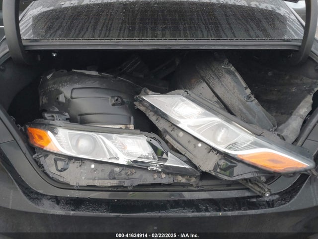 Toyota CAMRY LE 2018 JTNB11HK0J3010377 Image 18