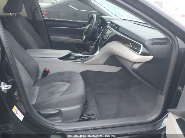 Toyota CAMRY LE 2018 JTNB11HK0J3010377 Image 5