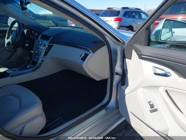 2010 CADILLAC CTS 1G6DA5EG4A0122639 Photo 4