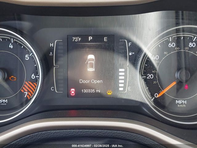 1C4PJLCB8FW620336 Jeep Cherokee Latitude