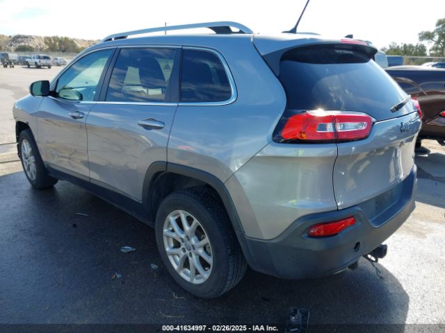 1C4PJLCB8FW620336 Jeep Cherokee Latitude