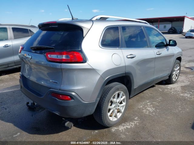 1C4PJLCB8FW620336 Jeep Cherokee Latitude