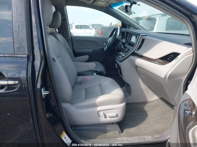 5TDDZ3DC5HS146786 Toyota Sienna Xle/limited
