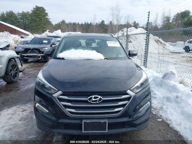 KM8J3CA40HU535148 Hyundai TUCSON SE