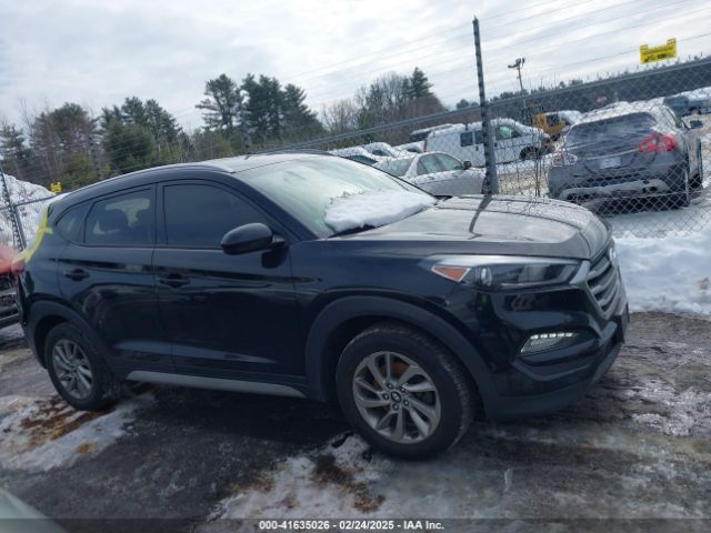 KM8J3CA40HU535148 Hyundai TUCSON SE