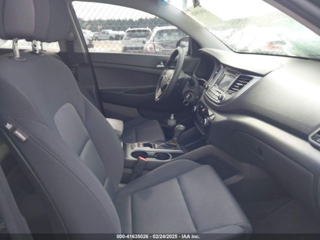 KM8J3CA40HU535148 Hyundai TUCSON SE