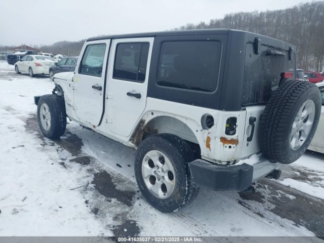 1C4BJWEG4EL118797 Jeep Wrangler Unlimited Sahara