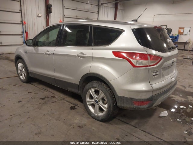 1FMCU9GX8FUB61637 Ford ESCAPE SE