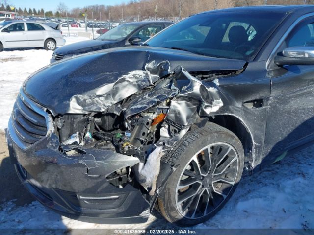 1FAHP2J86KG115989 Ford Taurus Limited