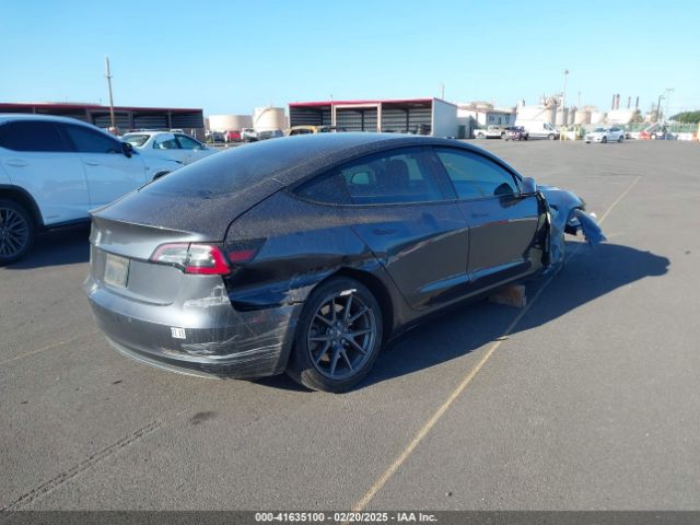 2021 TESLA MODEL 3 5YJ3E1EA0MF850935 Photo 3