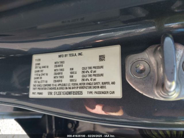 2021 TESLA MODEL 3 5YJ3E1EA0MF850935 Photo 8