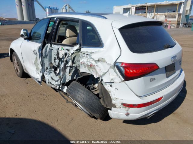 WA1LFAFP7FA010821 Audi Q5 2.0t Premium