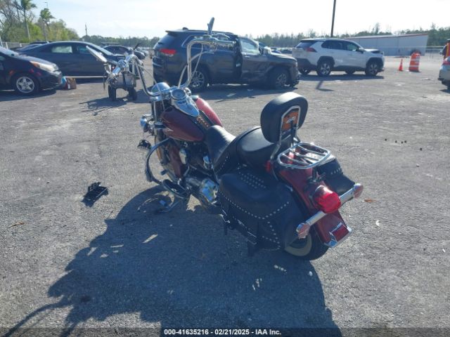 2010 HARLEY-DAVIDSON FLSTC 1HD1BW513AB043089 Photo 2