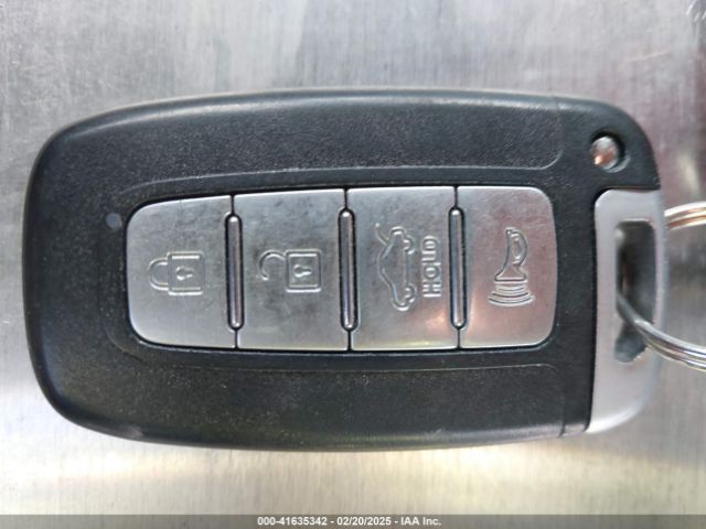 5XYKW4A7XEG483654 KIA Sorento Limited V6