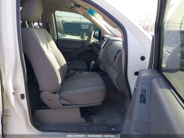 1N6AD0ER9JN705106 Nissan Frontier Sv