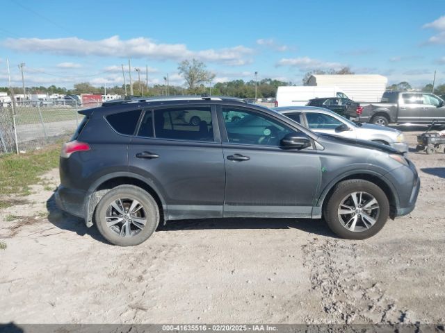 2T3WFREV1HW345742 Toyota Rav4 Xle