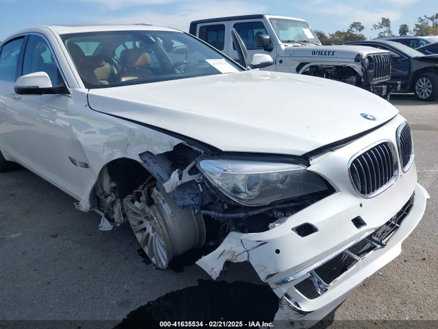 2013 BMW 740I WBAYA6C55DC994964 Photo 5