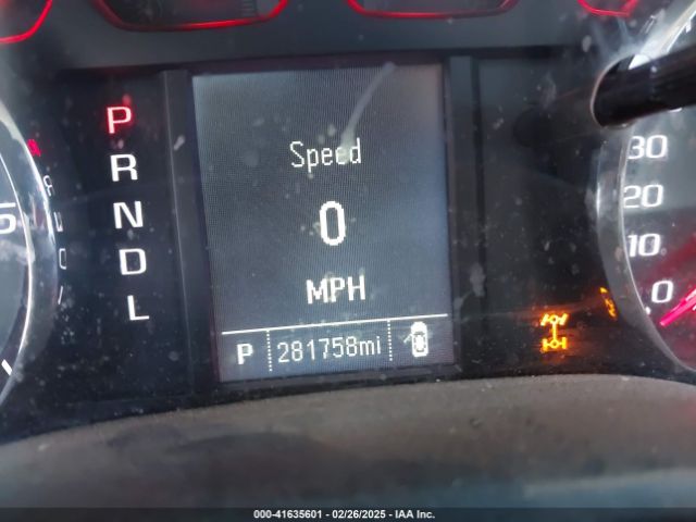 1GCVKNEH0JZ234678 Chevrolet Silverado 1500 Wt