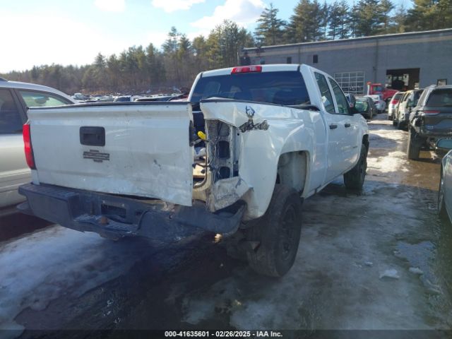 1GCVKNEH0JZ234678 Chevrolet Silverado 1500 Wt