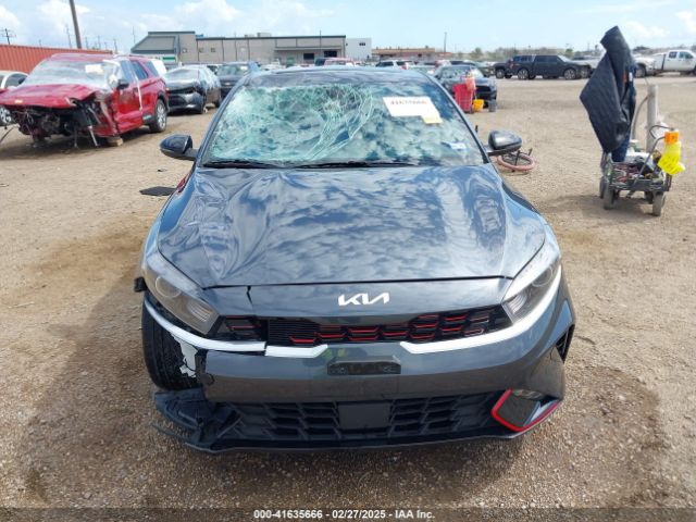 3KPF54AD3PE634165 KIA Forte Gt-line